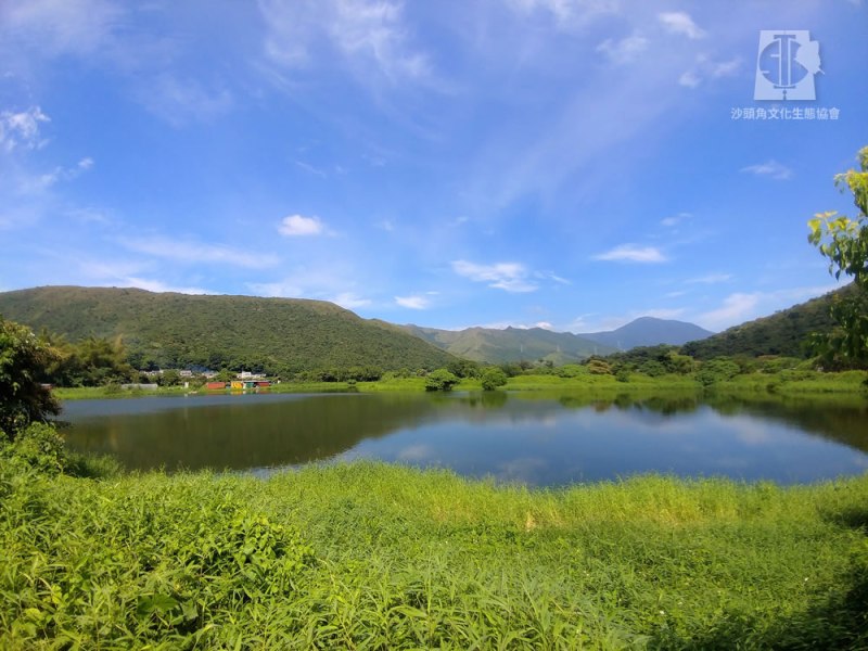 探險鹿頸山、古屋
